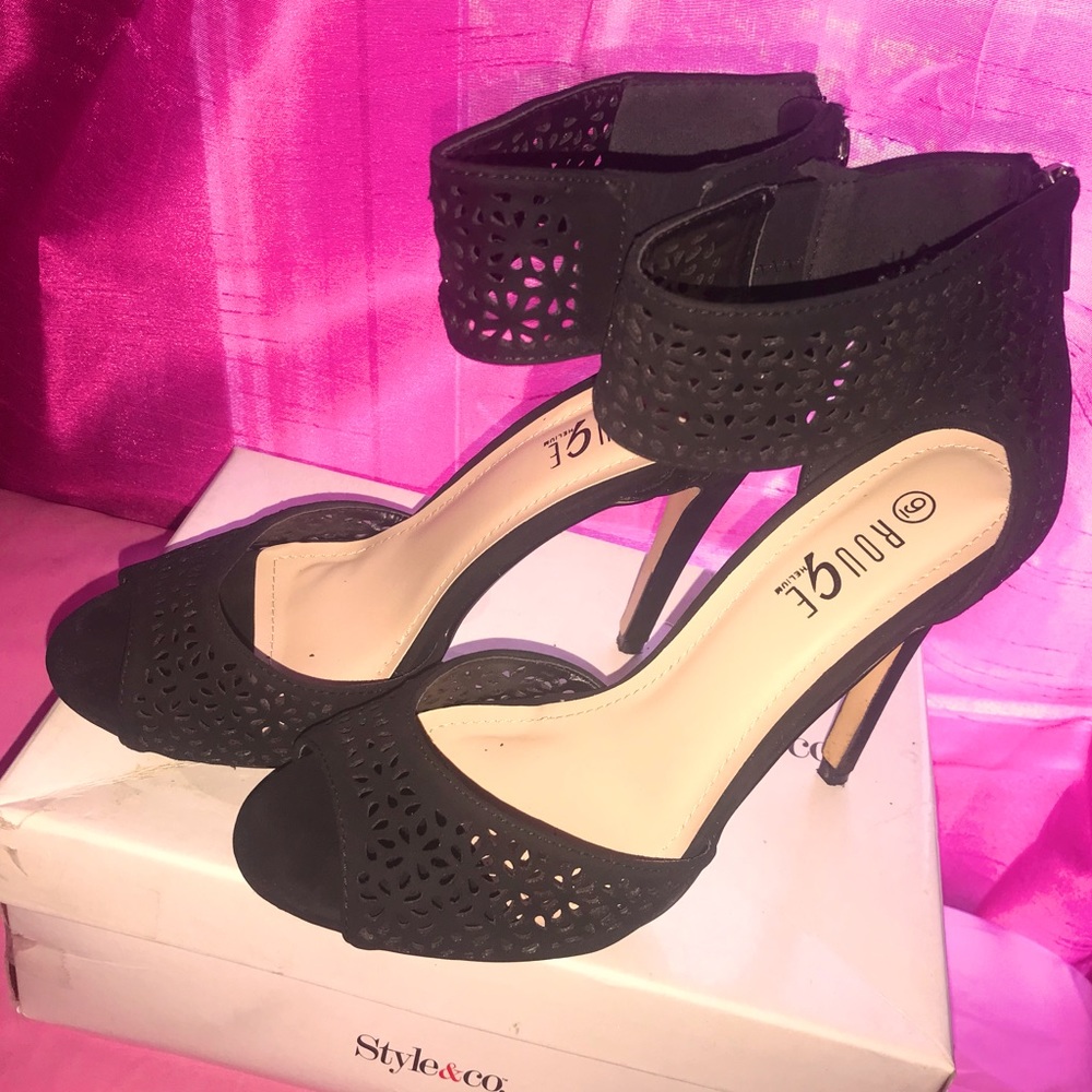 Black Rouge Heeled Sandals